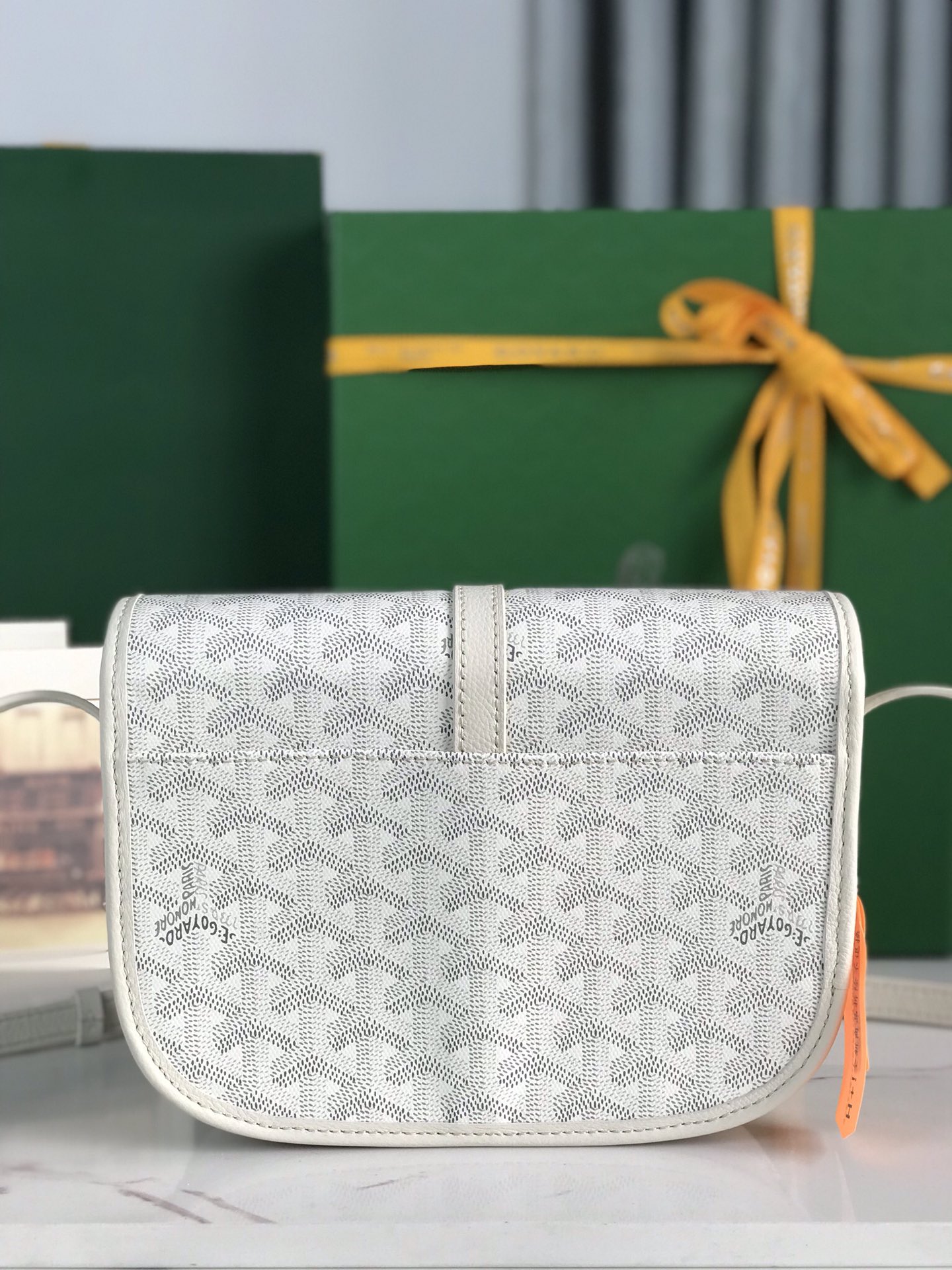 Belvedere PM Shoulder Bag In White